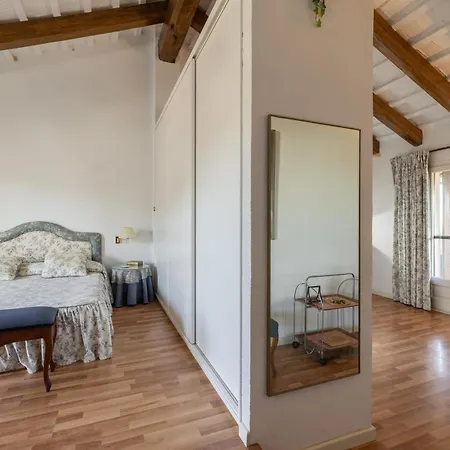 Casa Sorrapa 펜션 델테브레